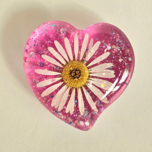 Large Resin Flower Heart Pink