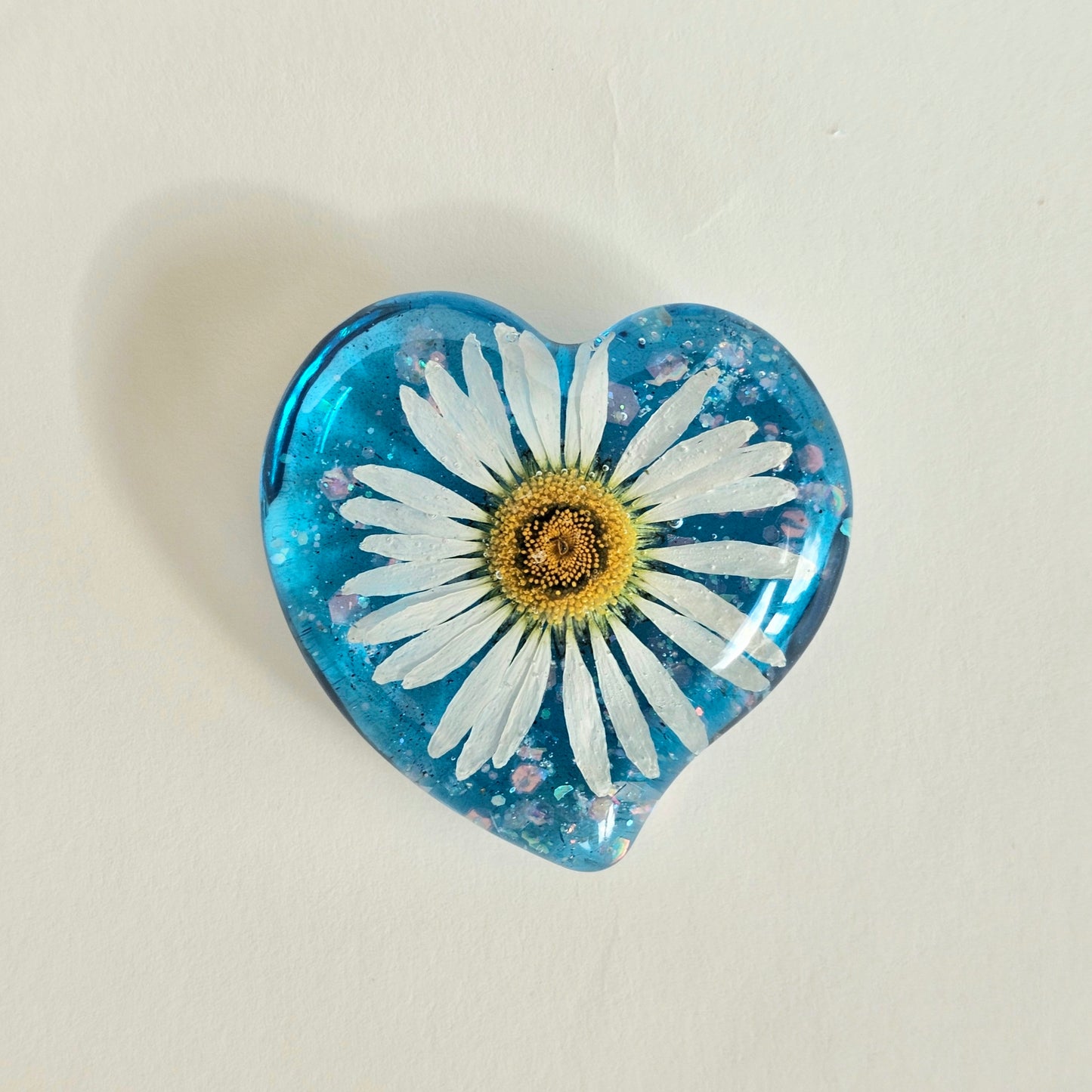 6. Small Resin Flower Heart Sky Blue 2