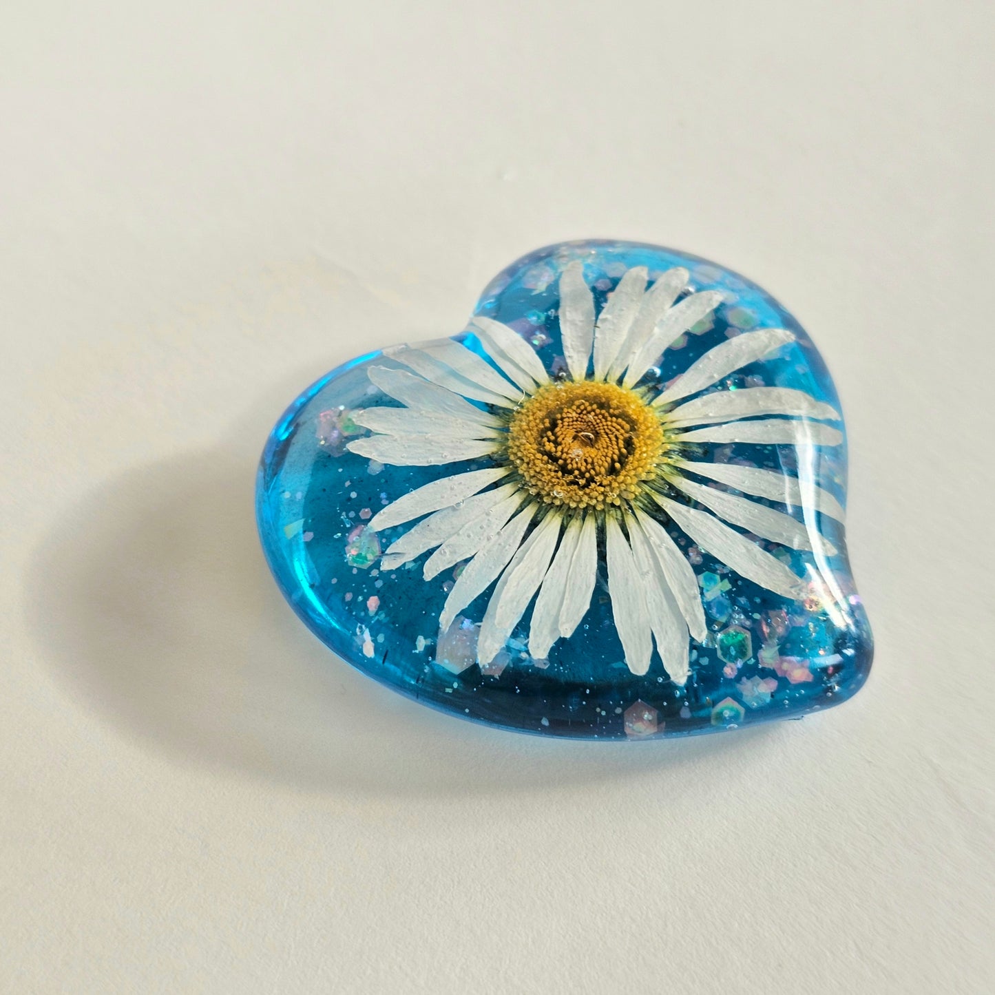6. Small Resin Flower Heart Sky Blue 2