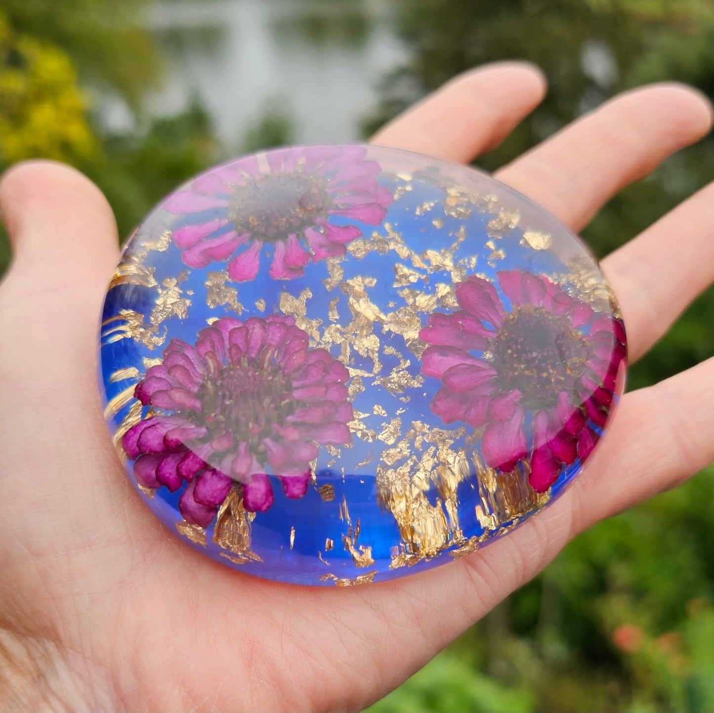 7. Resin Flower Zinnia Large Decoratives