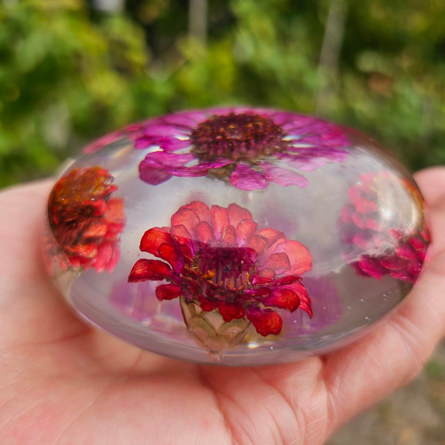 1. Resin Flower Zinnia Bouquet Paperweight