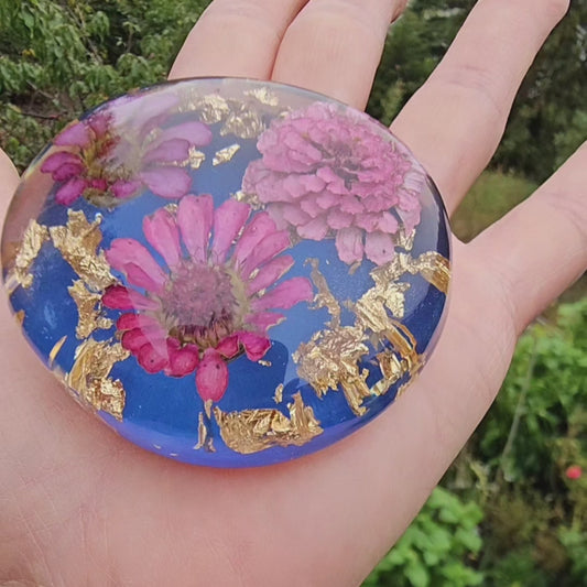 8. Resin Flower Zinnia Small Decoratives